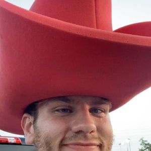 Meet your Posher, Seth